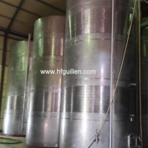 DEPOSITOS EN ACERO INOXIDABLE DE 70.000L