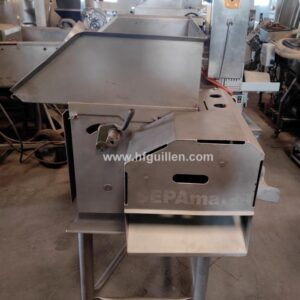 SEPARADORA DE CARNE Y PESCADO