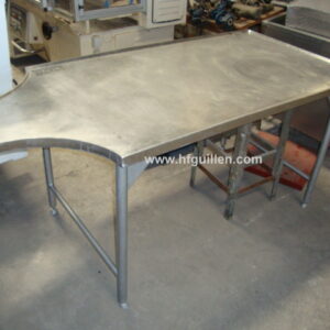 MESA EN ACERO INOXIDABLE CON PATAS DE  HIERRO