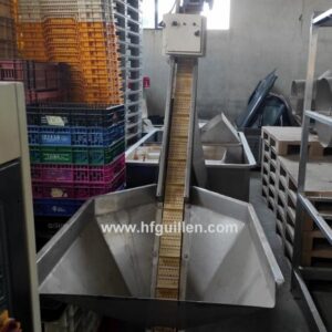 ELEVADOR DE PALAS EN ACERO INOX CON TOLVA