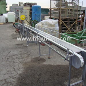 TRANSPORTADOR DE CAJAS CON DOS DISPENSADORES DE ETIQUETAS