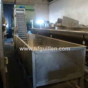 ENFRIADOR CON SALIDA ELEVADOR INOX. DE MALLA