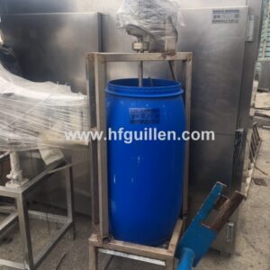 BIDÓN DE PLÁSTICO CON AGITADOR