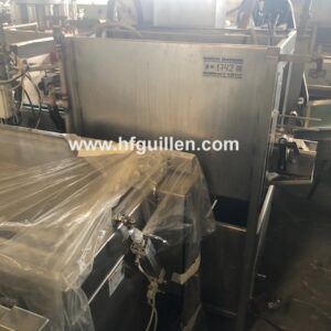 DOSIFICADOR DE LÍQUIDOS EN ACERO INOXIDABLE