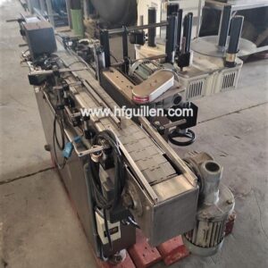 ETIQUETADORA AUTOMÁTICA ADHESIVA DE 1 CABEZAL CON PINZA