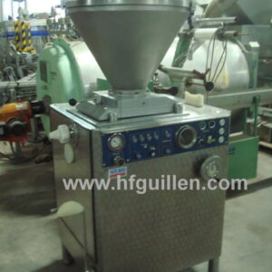 EMBUTIDORA BAADER CON VACÍO AUTOMÁTICA