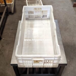 CAJAS DE PLÁSTICO BLANCAS CON RANURAS LATERALES (9 UDS.)