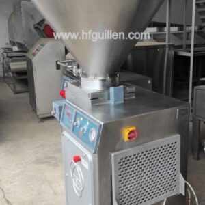 EMBUTIDORA EN CONTINUO AL VACÍO RISCO